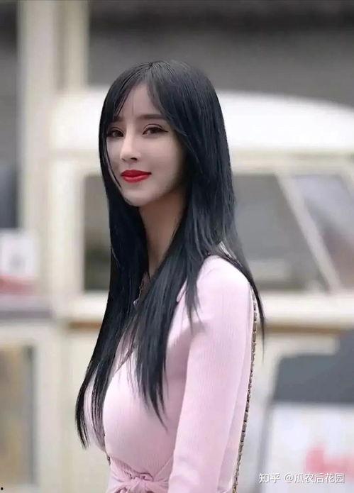 抖音网红张君雅吃瓜图片